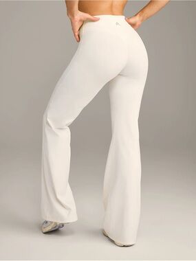 UnifiedMove Wrap Flared Bottoms with Reflective Marshmallow White - S - Short